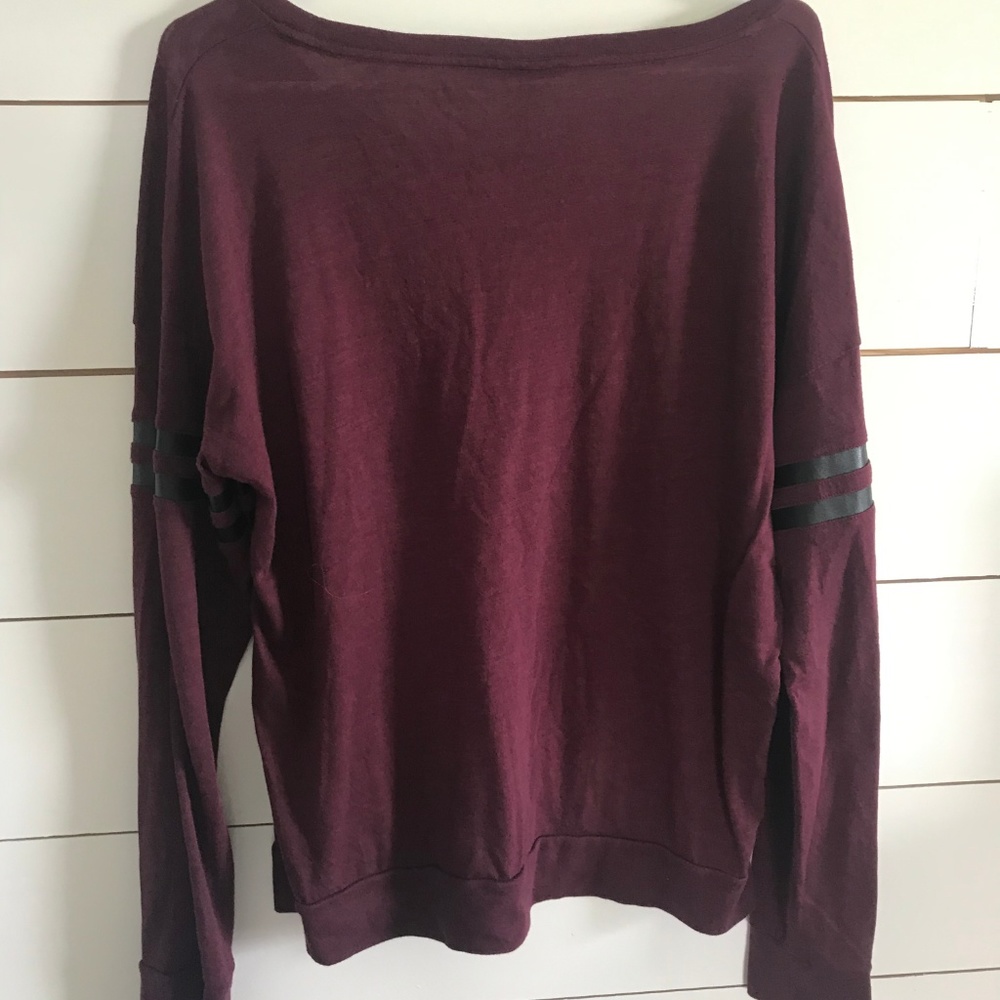 4/$25 Pink VS Longsleeve Maroon Top Large - Picture 4 of 4